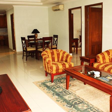 Travellers Suites Serviced Apartments Μεντάν Εξωτερικό φωτογραφία