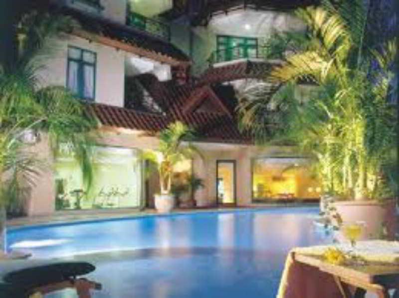 Travellers Suites Serviced Apartments Μεντάν Εξωτερικό φωτογραφία
